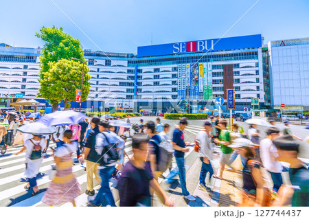 日本の東京都市景観6月22日、池袋駅東口などを望む＝令和7年 127744437