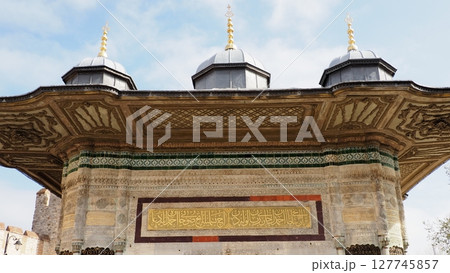 トルコ トプカプ宮殿 アフメット3世の泉 127745857