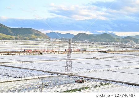 滋賀県 安土城跡からの冬景色 滋賀県 安土城跡からの冬景色 127746487