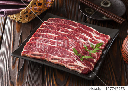 和牛骨付きカルビ 127747978