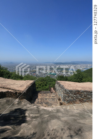 古代朝鮮式山城「屋嶋城」の城門と高松市街 127748329