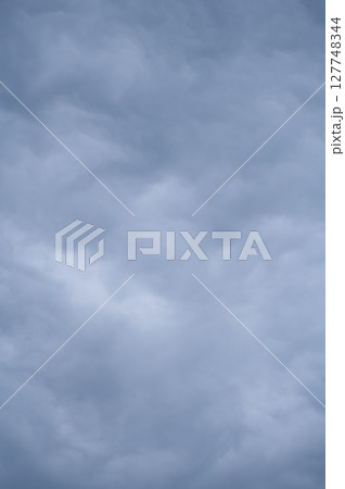 雲　背景用 127748344