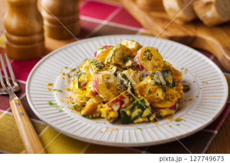 かぼちゃとさつまいものサラダ 127749673