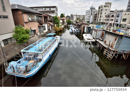 北品川奴山通りの屋形船 127750934