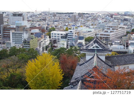 和歌山城天守からの眺め 127751719
