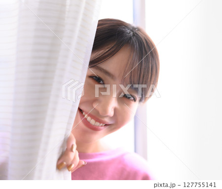 綺麗な女性モデルのポートレート撮影 綺麗な女性モデルのポートレート撮影 127755141