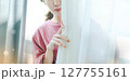 綺麗な女性モデルのポートレート撮影 127755161