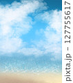青空と海と白い雲の夏イメージの手描き背景イラスト　縦 127755617