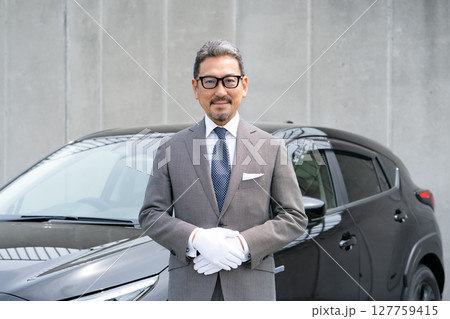 ドライバー ディーラー 車 ドライバー ディーラー 車 127759415