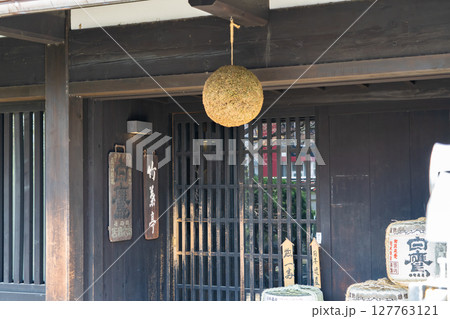 灘五郷の西宮郷に位置する酒造メーカー 白鷹 禄水苑(鰻料亭 竹葉亭)玄関 灘五郷の西宮郷に位置する酒造メーカー 白鷹 禄水苑(鰻料亭 竹葉亭)玄関 127763121