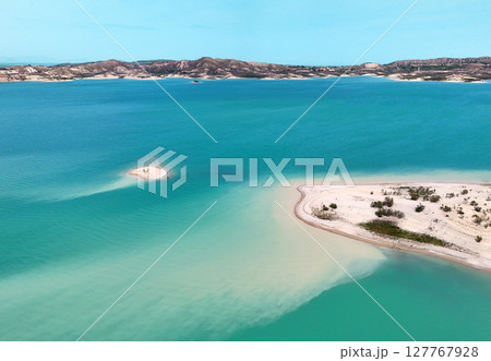 Vivid aerial view of Embalse de La Pedrera  127767928