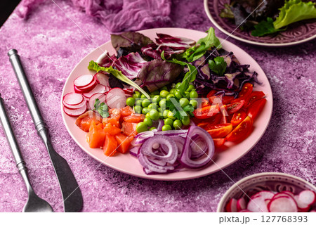 Ketogenic bowl with vegetables and salmon Ketogenic bowl with vegetables and salmon 127768393