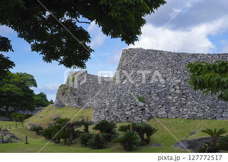 世界遺産の今帰仁城 127772517