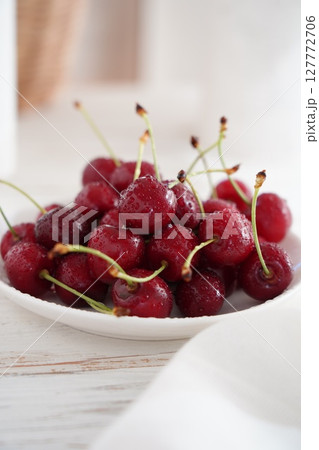 さくらんぼ 127772706