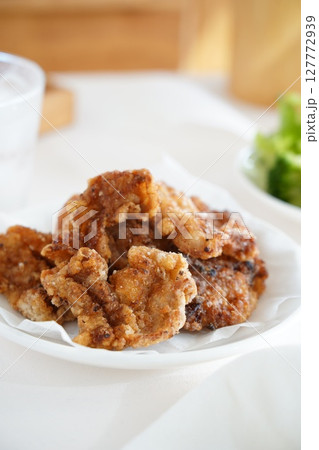 豚肉竜田揚げ 豚肉竜田揚げ 127772939