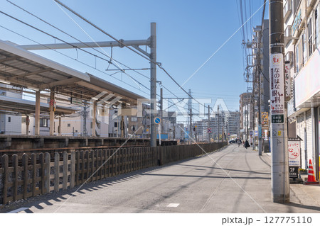 駅前風景　宮原駅 127775110