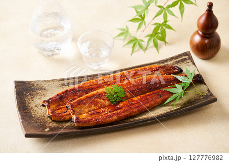 鰻の蒲焼 127776982