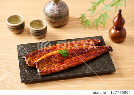 鰻の蒲焼 127776994
