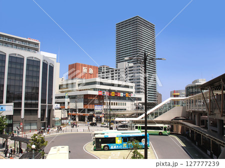 JR高槻駅北口の駅前 127777239