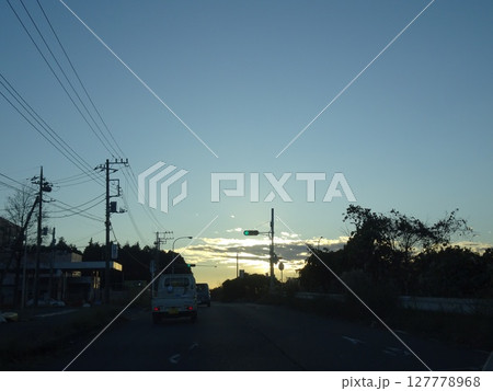 夕暮れ時-3 夕暮れ時-3 127778968