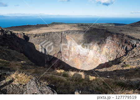 三原山山頂中央火口 三原山山頂中央火口 127779519
