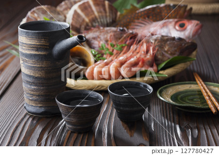 日本酒と北海鮮魚食材 127780427