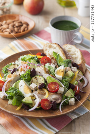 パワーサラダ 127781448