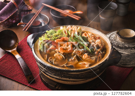 海鮮チゲ鍋 127782604