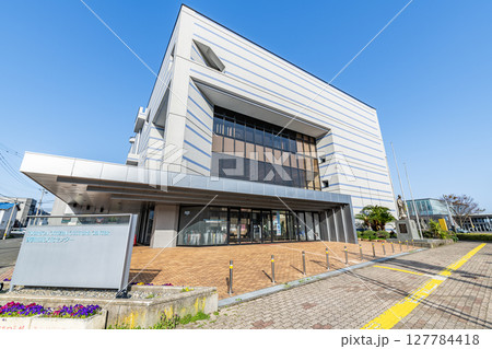 福井県敦賀市　敦賀市民文化センター 127784418