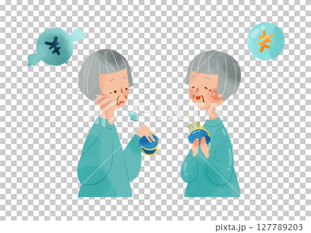 Elderly women's smiling and anxious facial expressions set 127789203