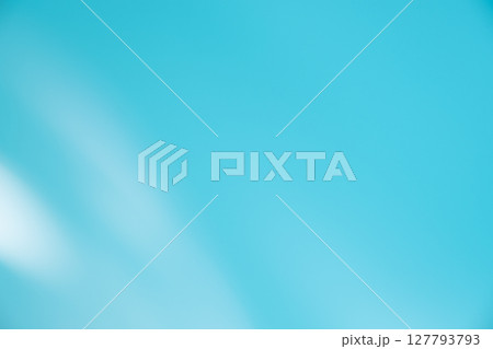 ブルーに白の背景素材 127793793