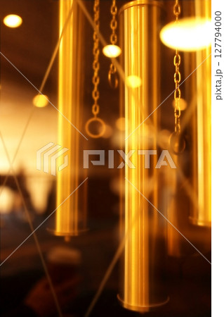 レトロ調の大型の振り子時計 127794000