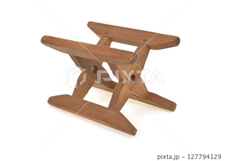 古い織物糸巻き 127794129