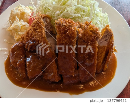 とんかつ 127796431