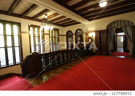 東京　駒場公園内の旧前田家本邸 洋館2階 127798915