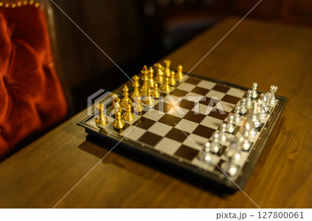 　チェスのある部屋 127800061