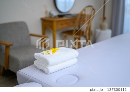 Image photo Image photo 127800111