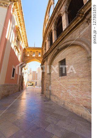 Valencia corridor arch between Cathedral and Basilica Spain 127801859
