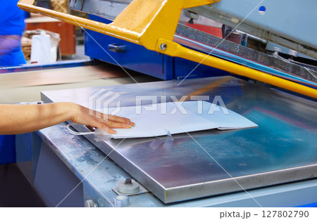 Serigraphy print bags machine printing factory 127802790