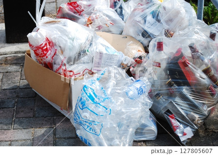 ゴミ置場 127805607