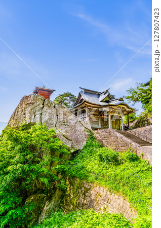 山形 立石寺　納経堂と開山堂 127807423