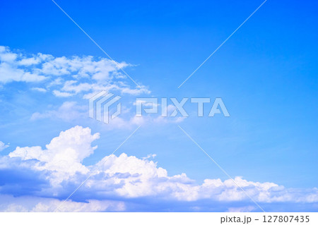 青空と雲イメージ 127807435