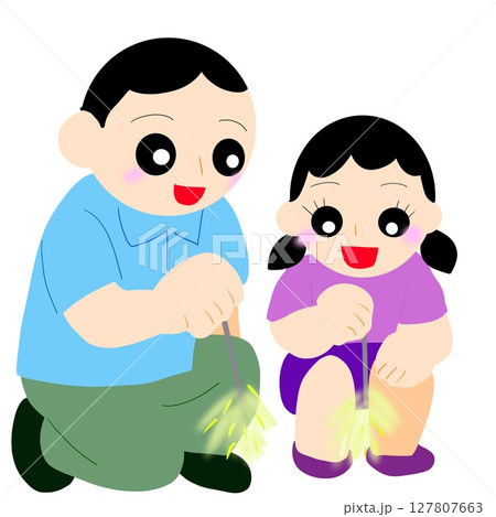 花火をする親子 127807663