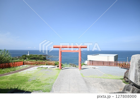 薩摩半島　最南端にある神社　龍宮神社の鳥居 127808000
