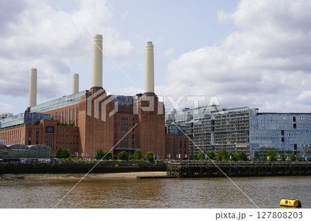 バタシーパワーステーション 127808203