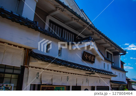 【京都風景】清水寺参道　風情ある京町屋の景色 127808464