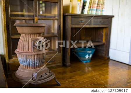 東京都府中市郷土の森　ダルマストーブ 127809917