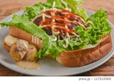 ハンバーグトースト ハンバーグトースト 127810900