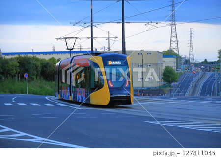 宇都宮ライトレール　芳賀町工業団地管理センター前停留所 127811035