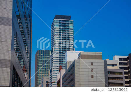 【大阪風景】四つ橋筋沿いのビル群（西本町から渡辺橋北詰まで） 127813065